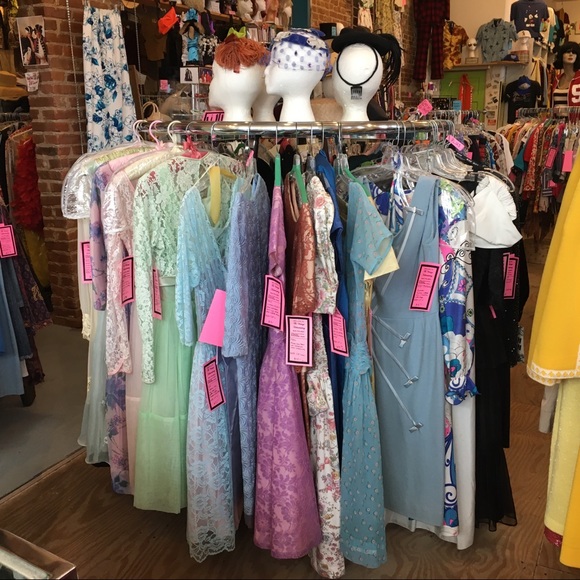 Meet your Posher, The Vintage Haberdashery STL - Picture 5 of 16